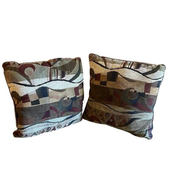 Pair of Decorative Throw Pillows. Geometric Multi color print. Solid Back. 17x17 - Picture 1 of 3